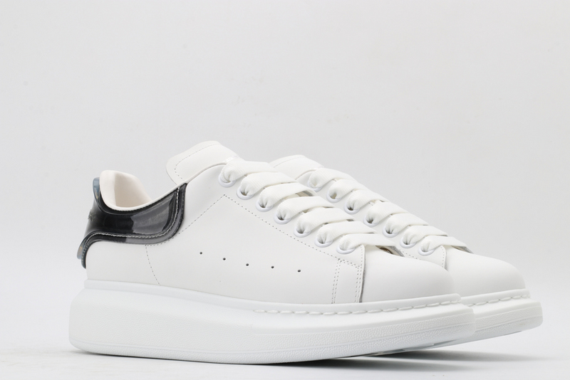 MCQUEEN OVERSIZED SNEAKER