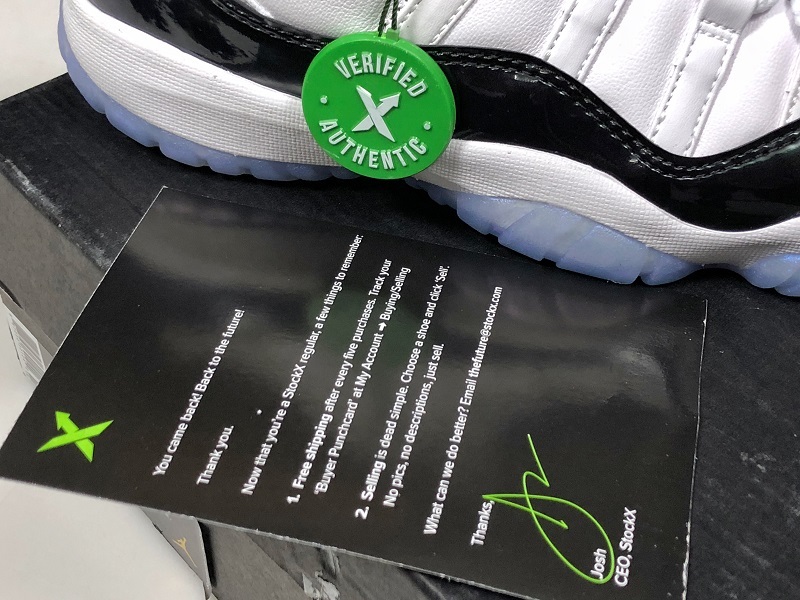 Air Jordan 11 Retro Low "Emerald, Easter" 528895-145
