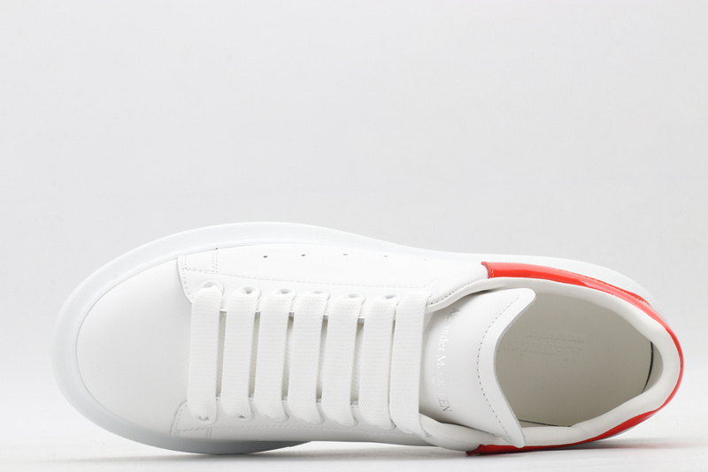 MCQUEEN OVERSIZED SNEAKER