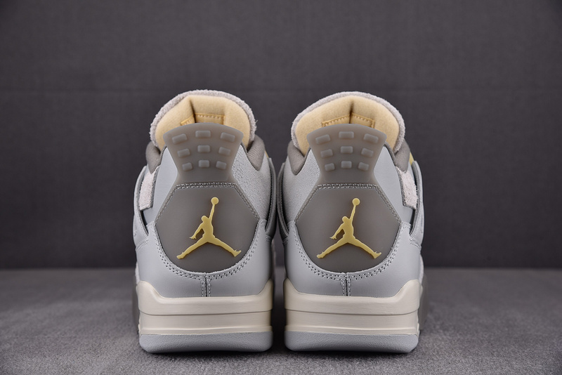 Air Jordan 4 SE Craft “Photon Dust" DV3742-021