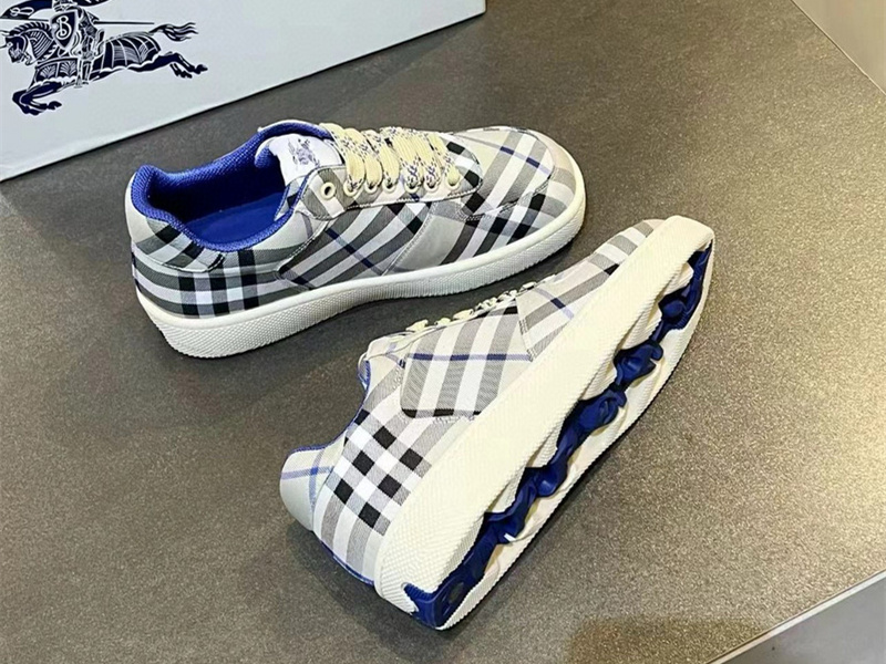 Burberry Check Terrace Sneakers  BBR--3007