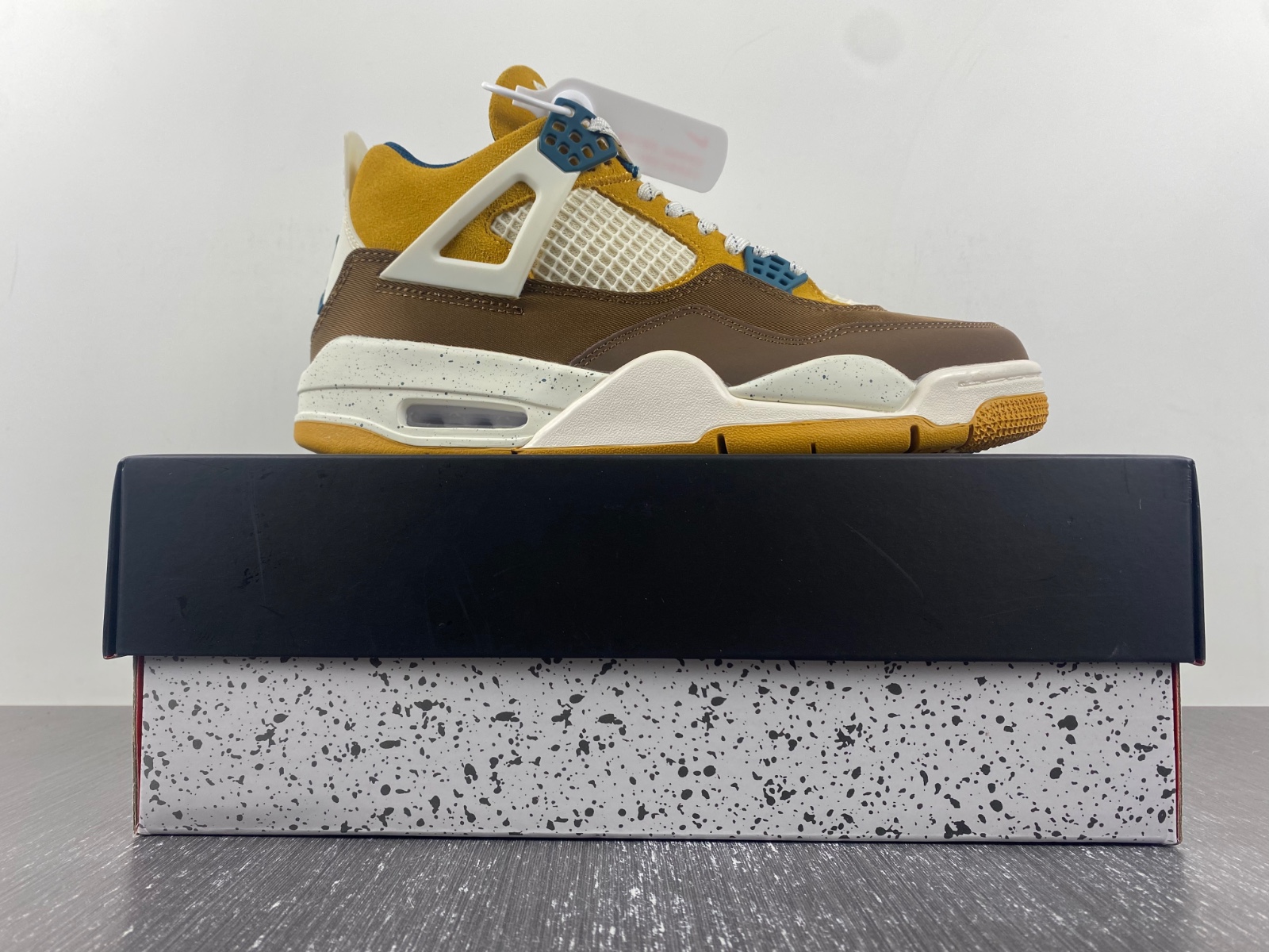 Air Jordan 4 GS "Cacao Wow" FB2214-200