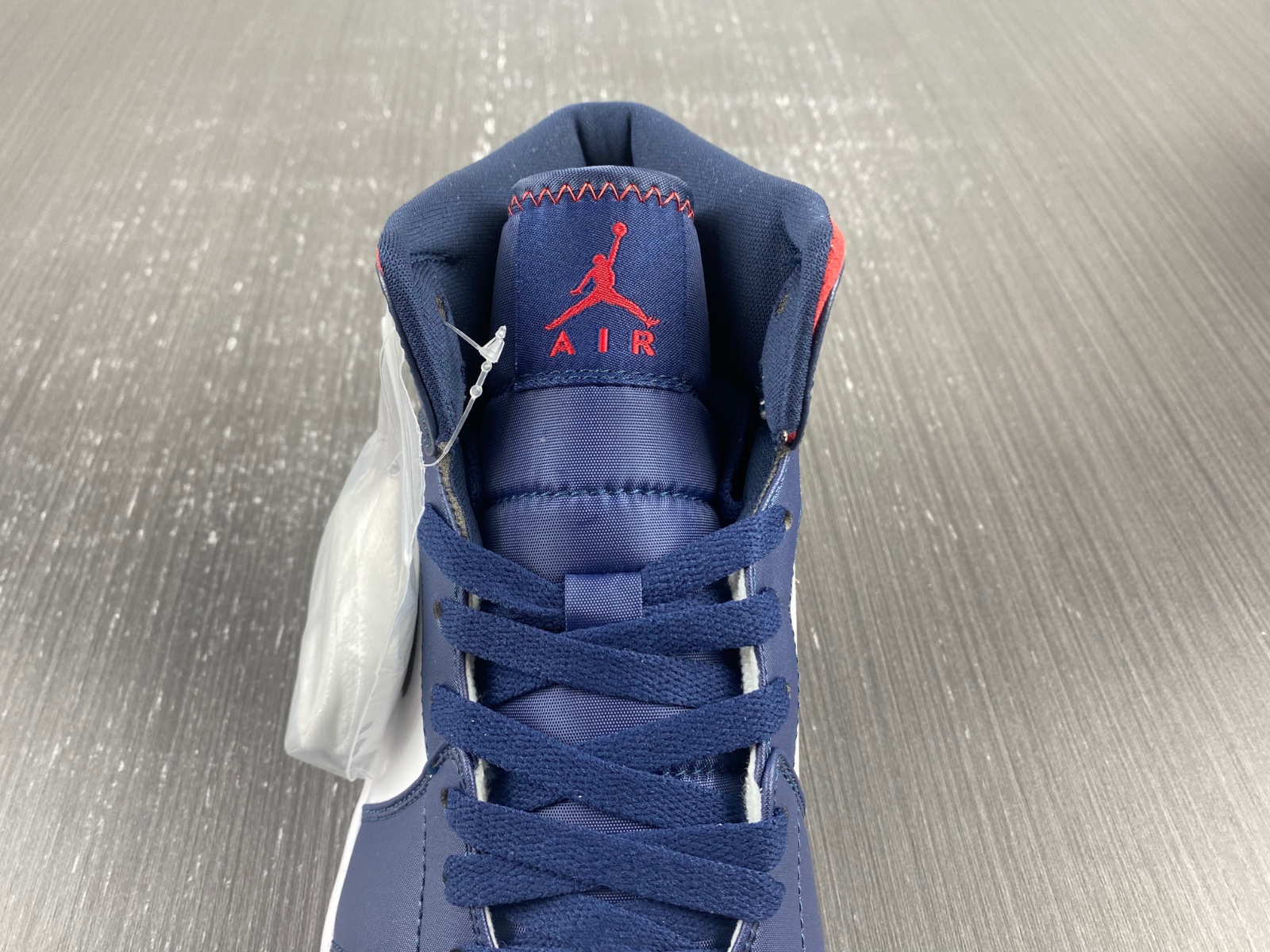 Air Jordan 1 Mid SE USA 852542-104