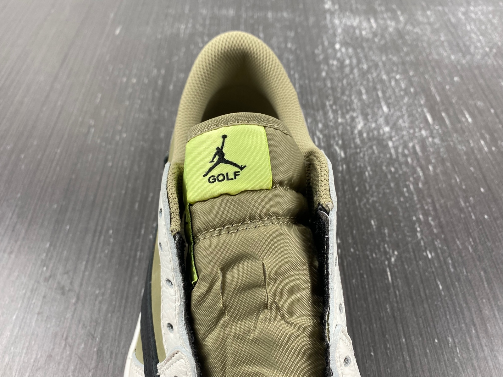Travis Scott x Air Jordan 1 Low Golf FZ3124-200