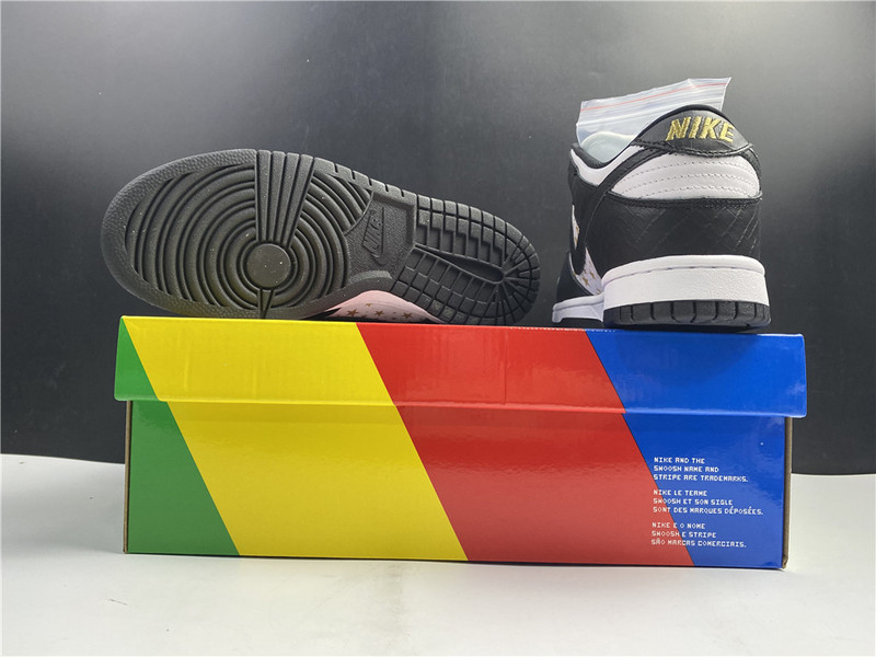 Supre* X Dunk Low OG SB QS 