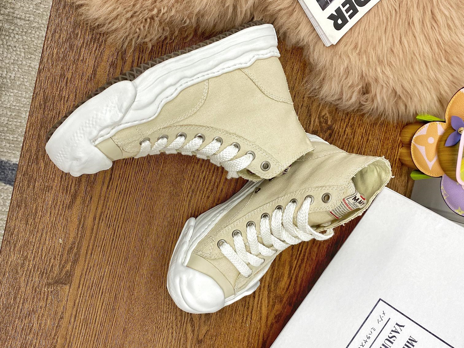 Maison Mihara Yasuhiro High-Top Sneakers MMY-004