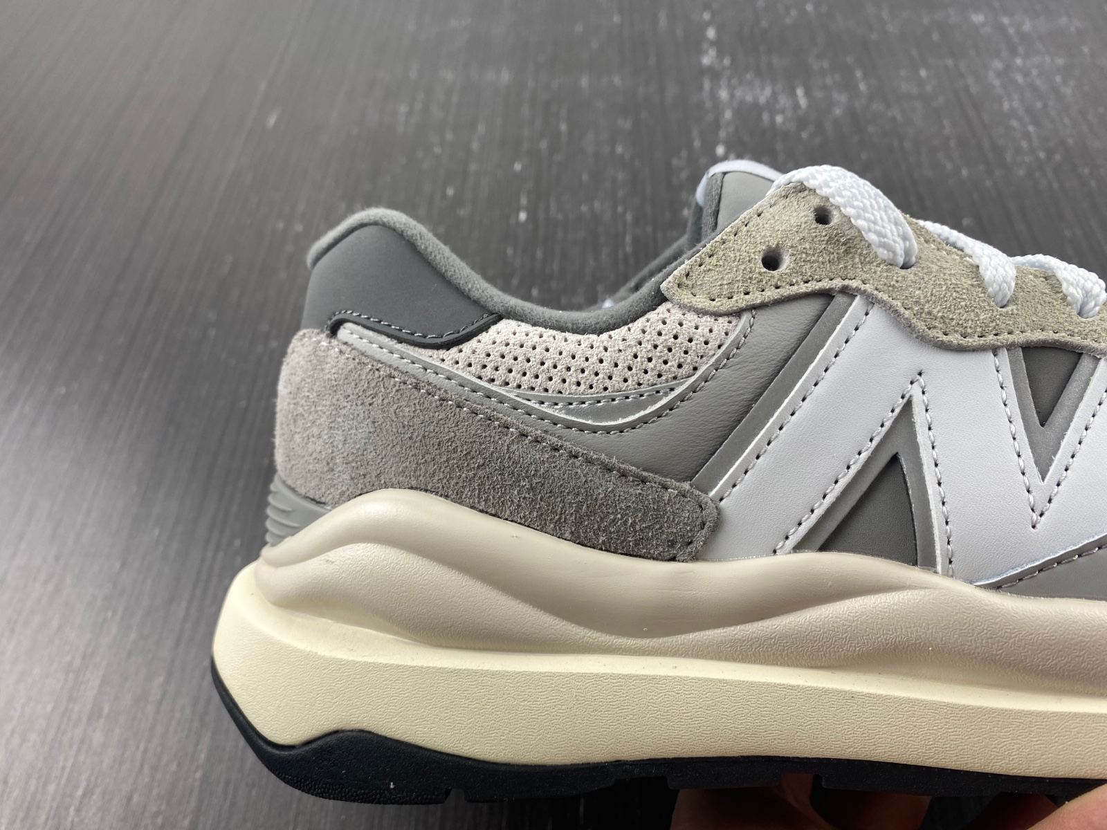 New Balance 57/40 Grey Day - M5740TA