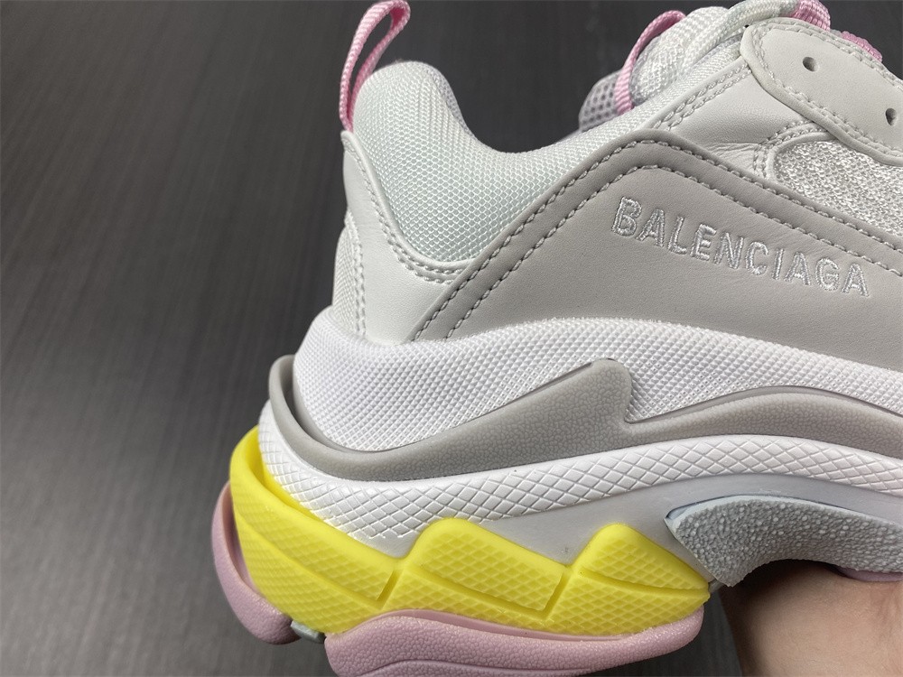 Balenciaga TRIPLE S TRAINER
