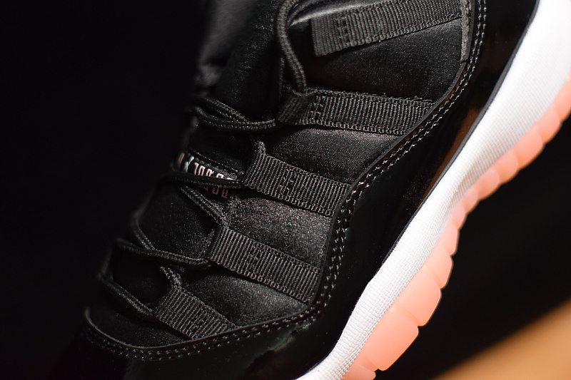 Air Jordan 11 Retro Low GG 