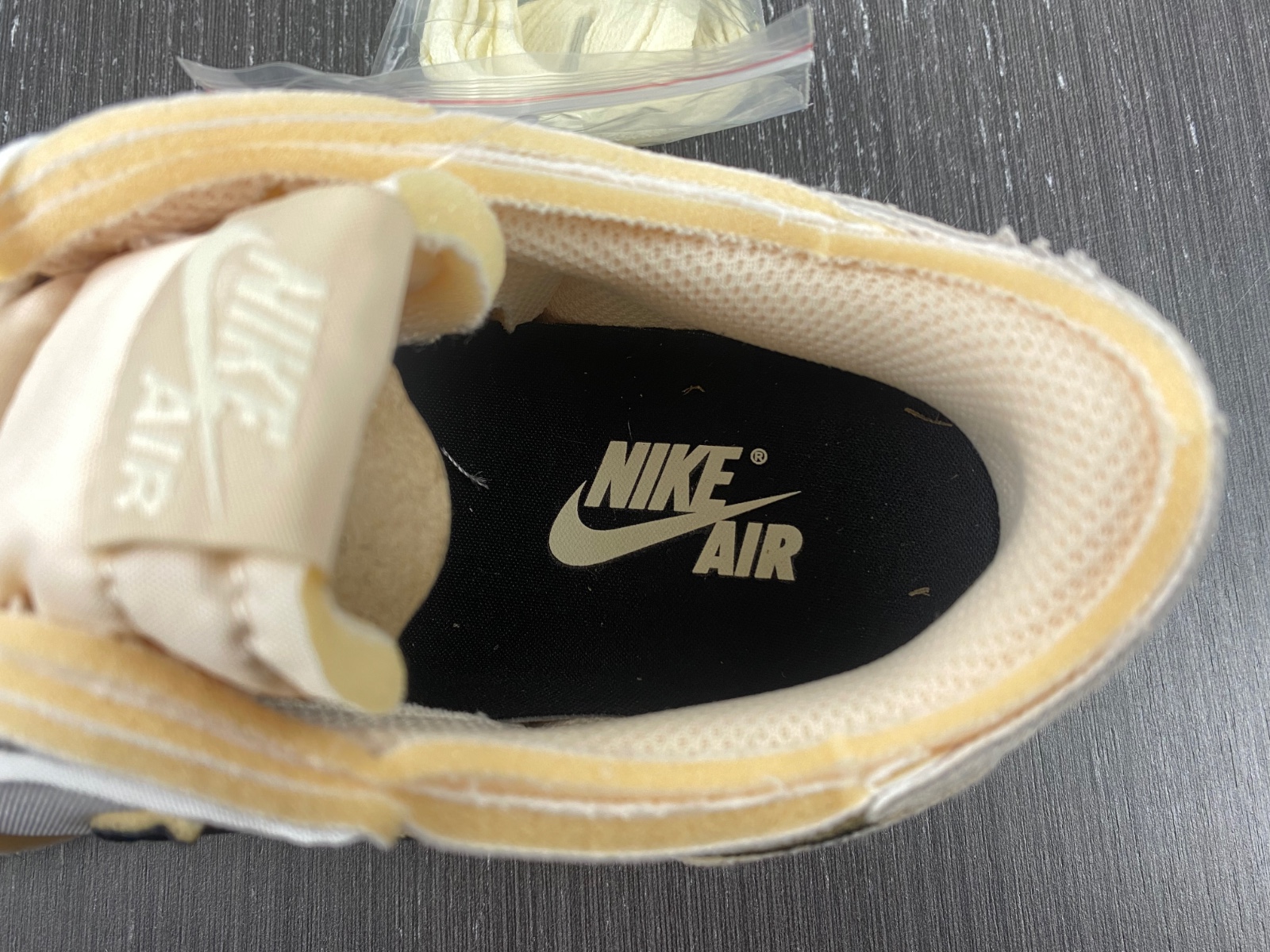Air Jordan 1 Low OG EX "Coconut Milk" DV0982-100
