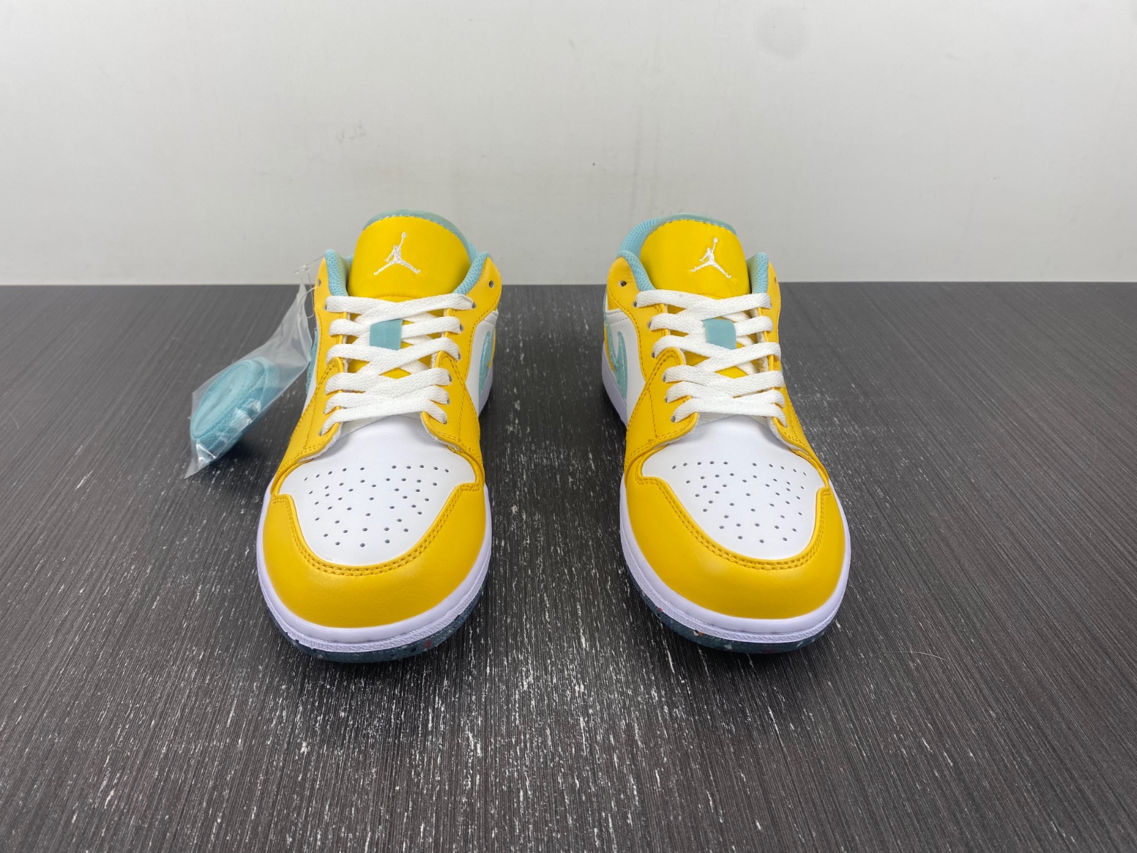 Air Jordan 1 Low Yellow White Grind DX4375-800