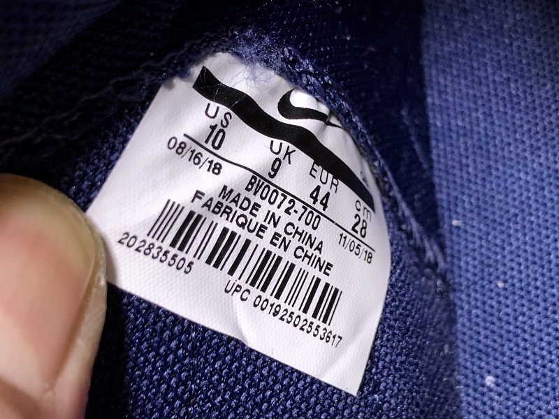 Nike Blazer Mid sacai Snow Beach BV0072-700