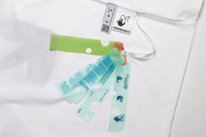 OFF-WHITE T-SHIRT 2302023