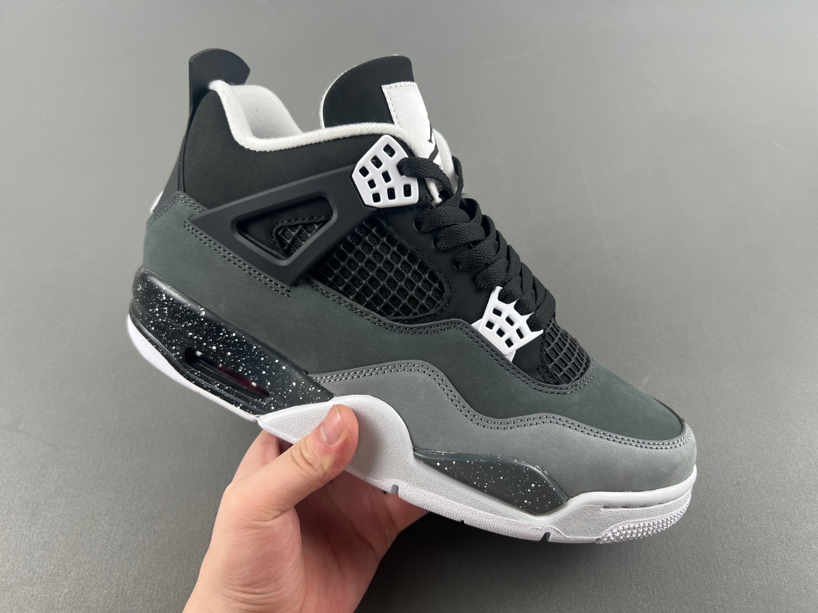 Air Jordan 4 “Fear" FQ8138-002