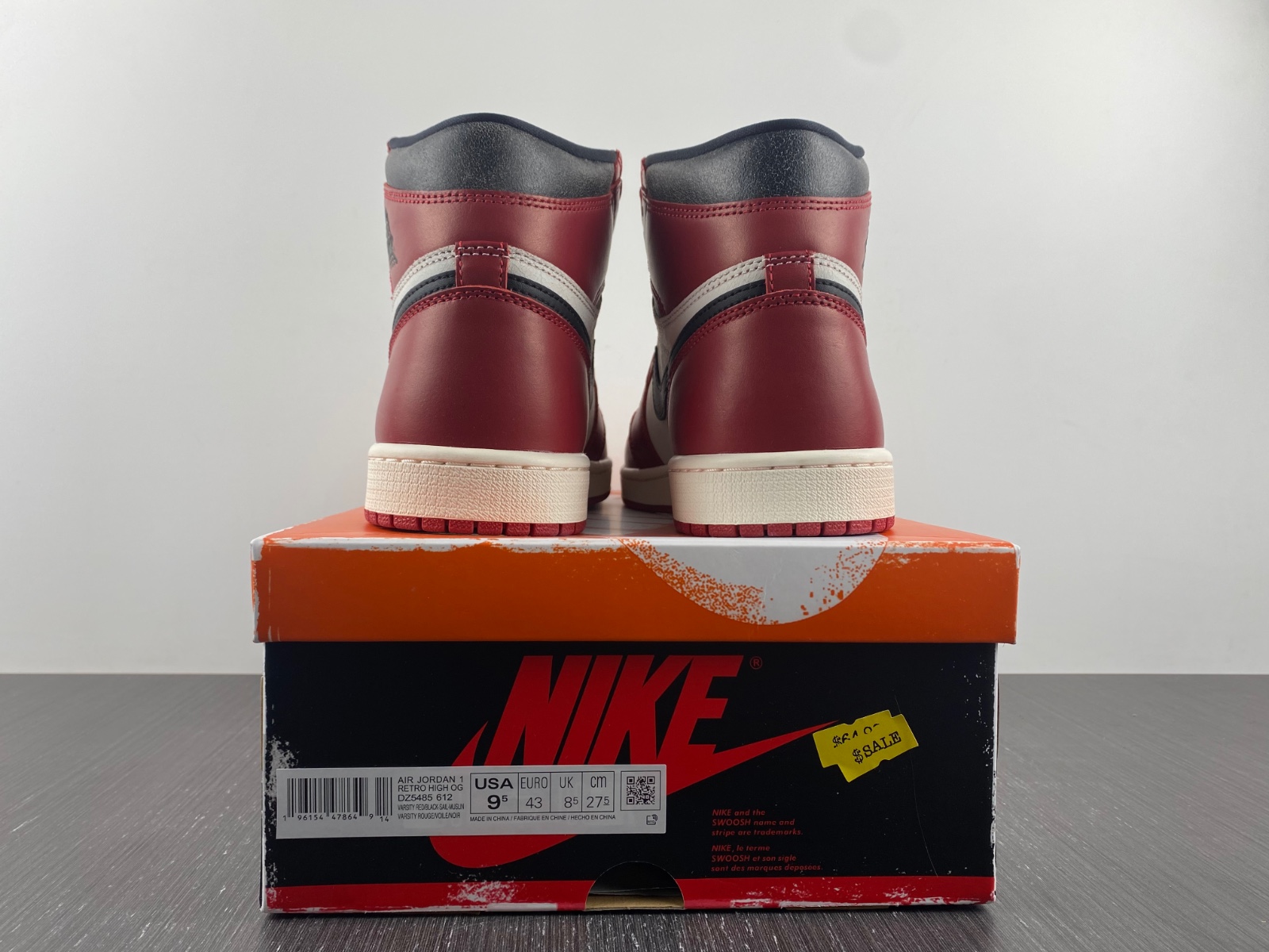 Air Jordan 1 Retro High OG Chicago Lost and Found DZ5485-612