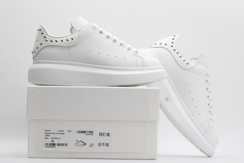 MCQUEEN OVERSIZED SNEAKER