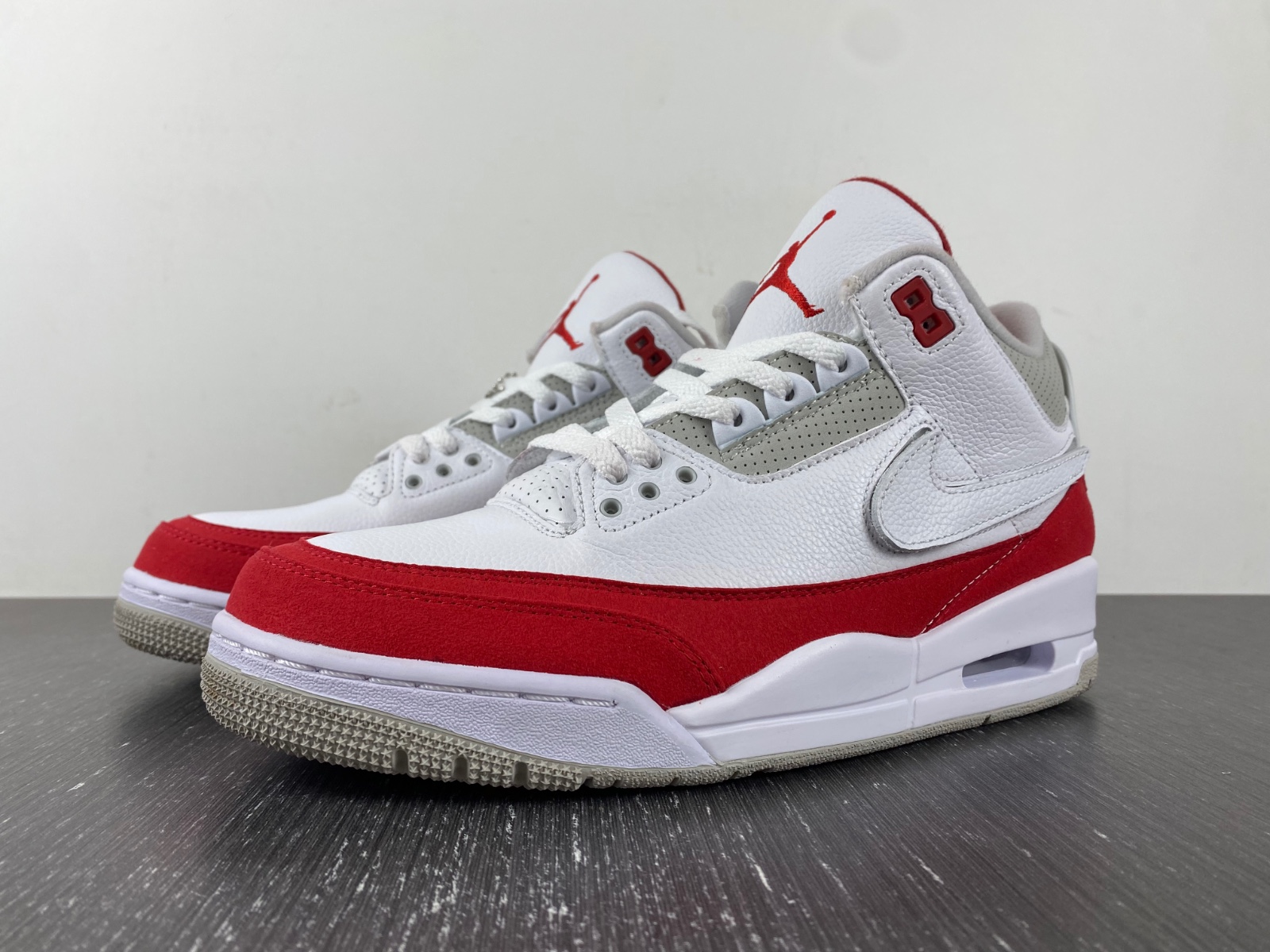 Air Jordan 3 Retro Tinker 'Air Max 1' CJ0939-100