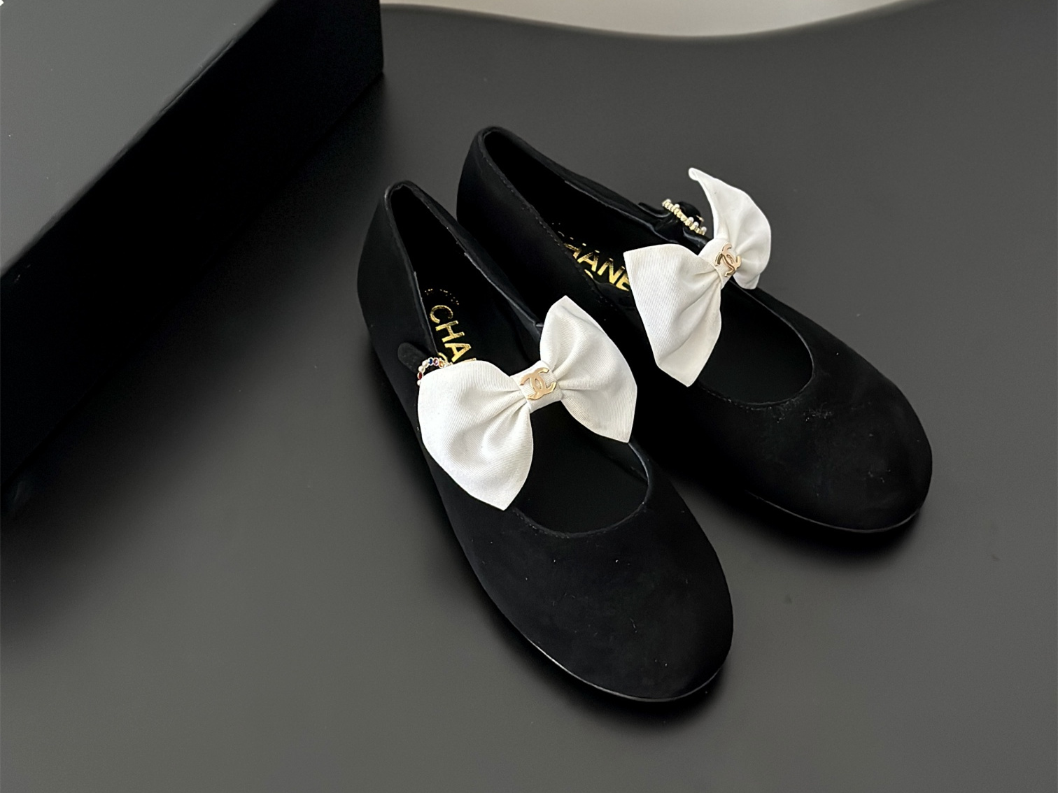 Chanel Mary Janes CH-9