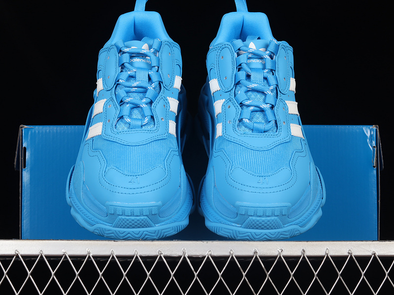 Balenciaga TRIPLE S TRAINER