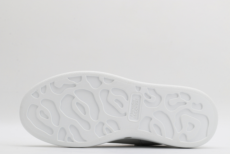 MCQUEEN OVERSIZED SNEAKER