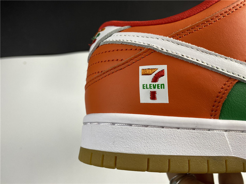 Nike SB Dunk Low 7 Eleven - CZ5130-600
