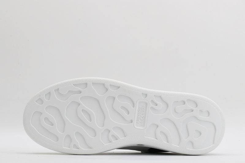 MCQUEEN OVERSIZED SNEAKER