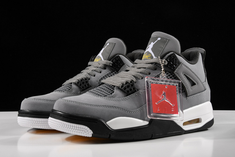 Air Jordan 4 Retro