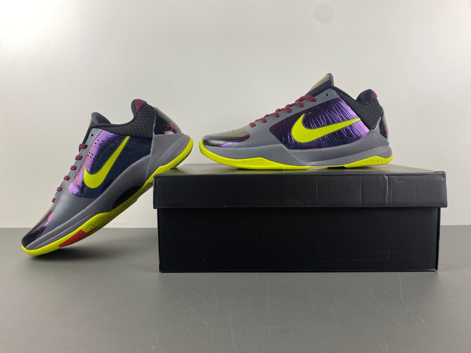 Nike Zoom Kobe 5 ZK5 Chaos    CD4991-001
