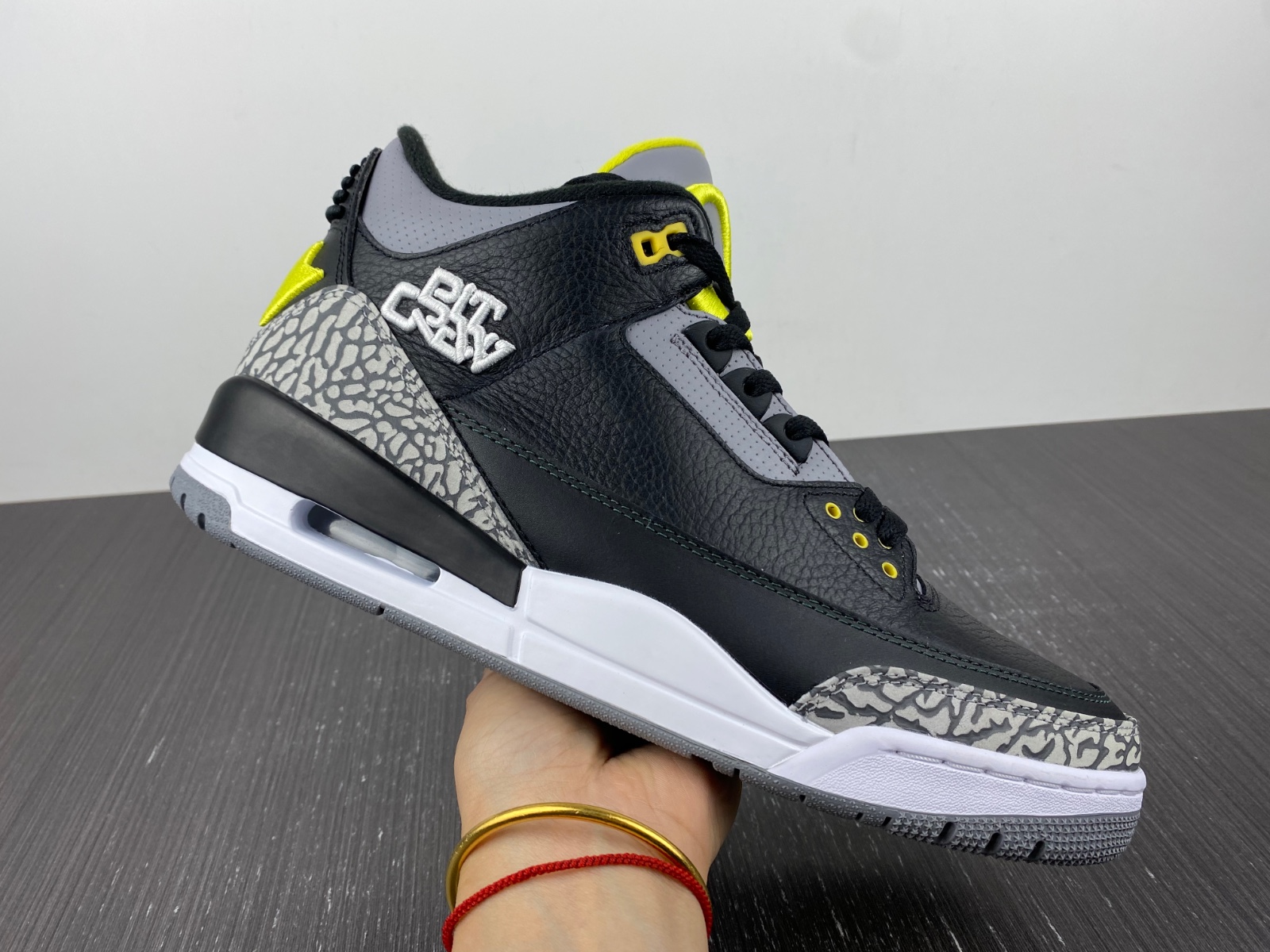 Air Jordan 3 Retro
