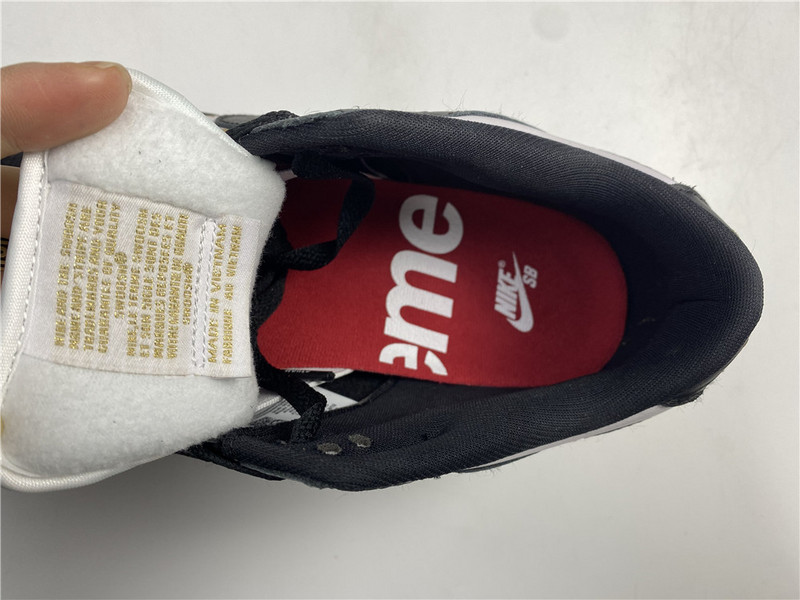 Supre* X Dunk Low OG SB QS 