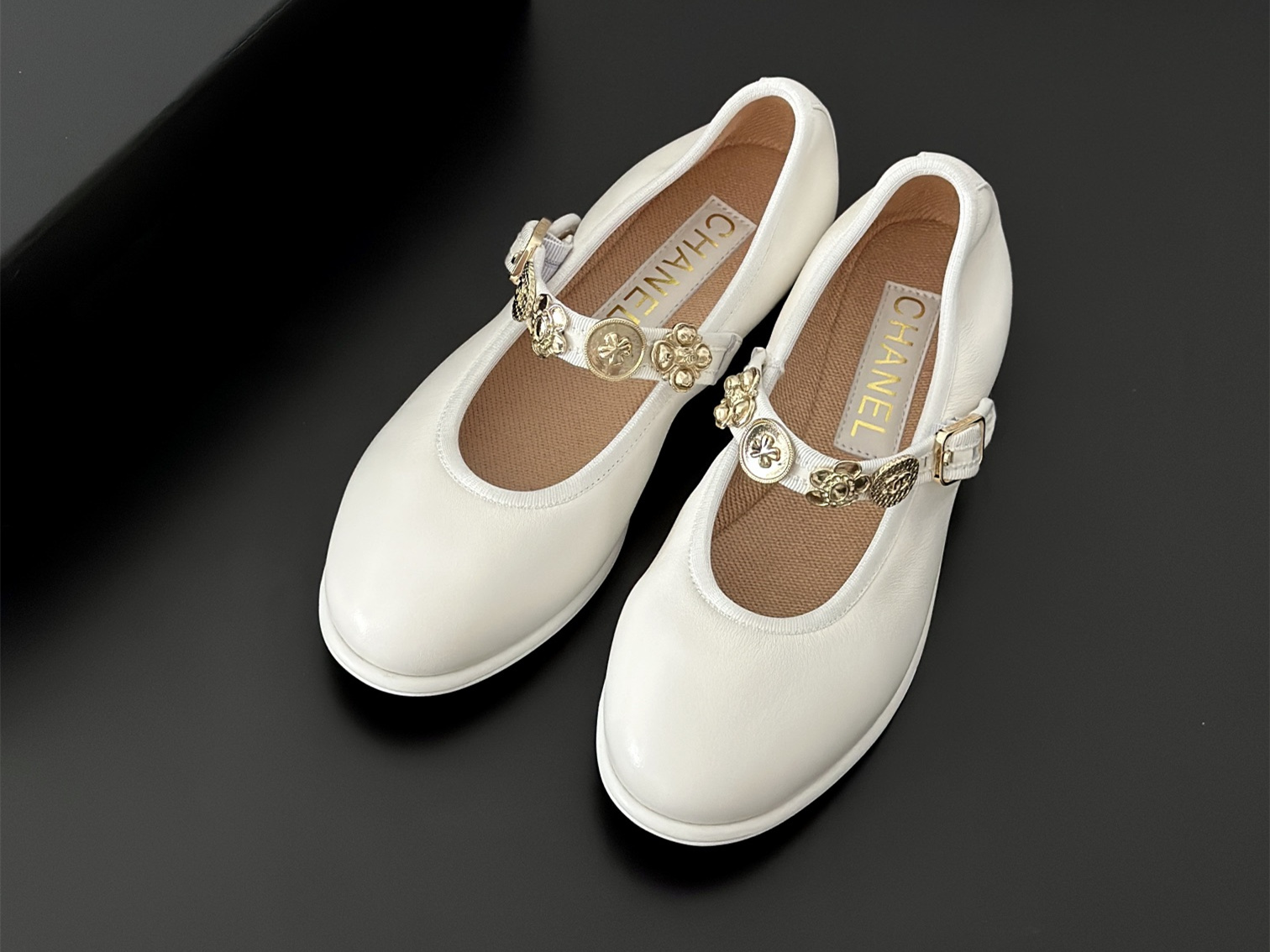 Chanel Mary Janes CH-13