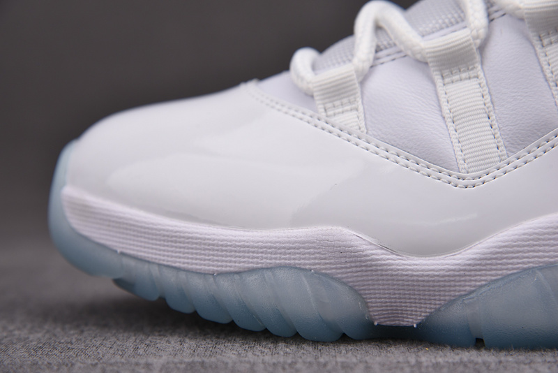 Air Jordan 11 Low "Legend Blue" AV2187-117