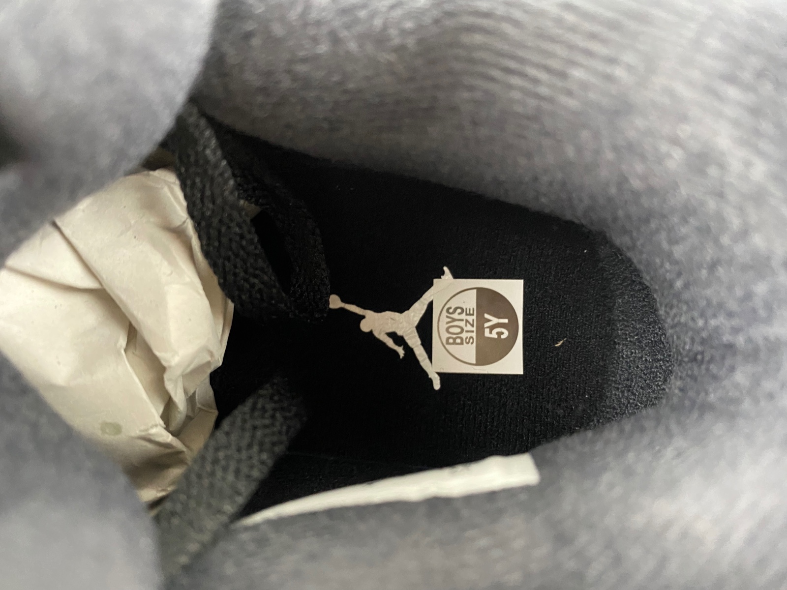 Air Jordan 4 Retro White Thunder (GS) FQ8213-001