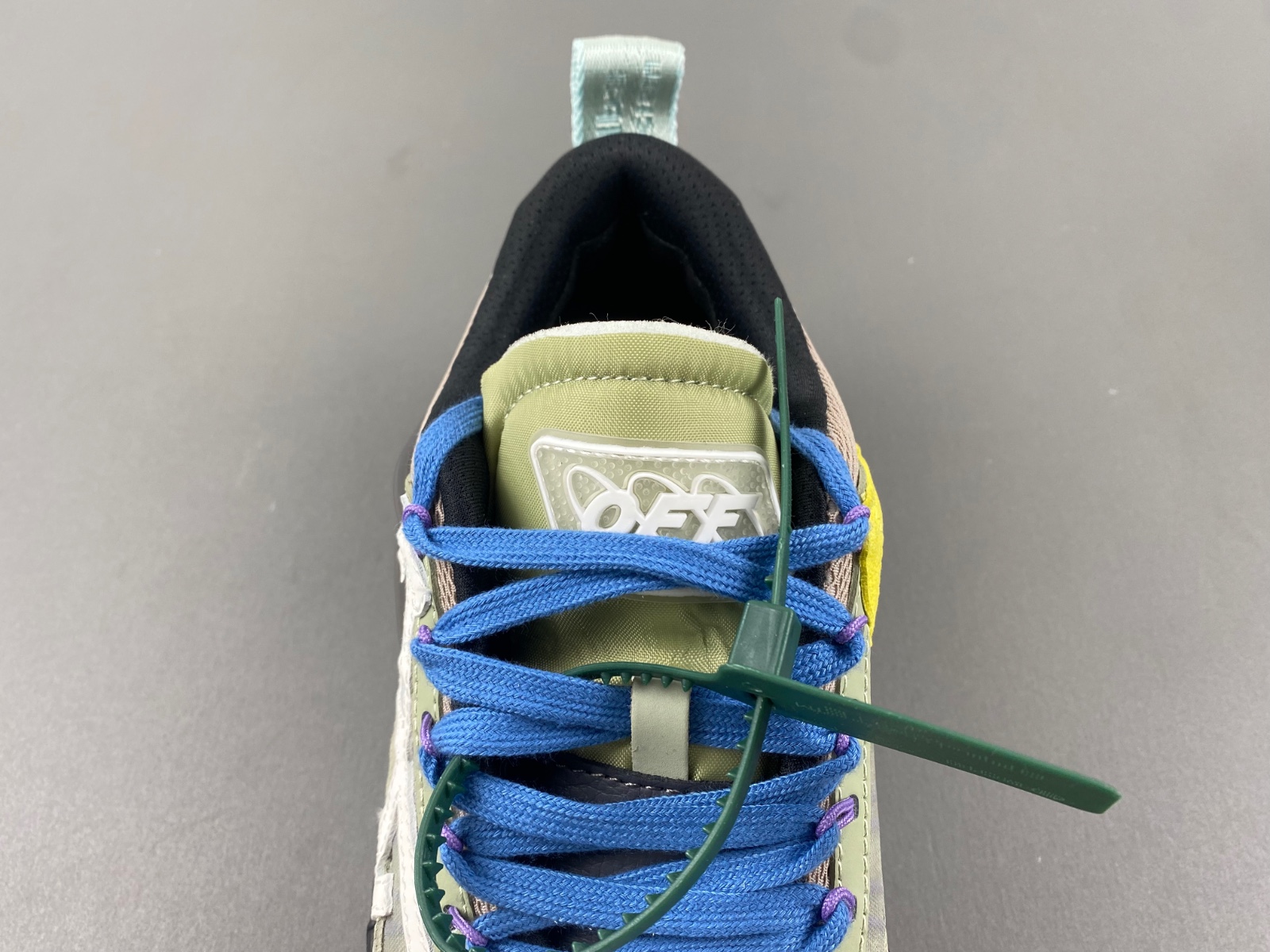 OW C/O​ ODSY-1000 SNEAKERS