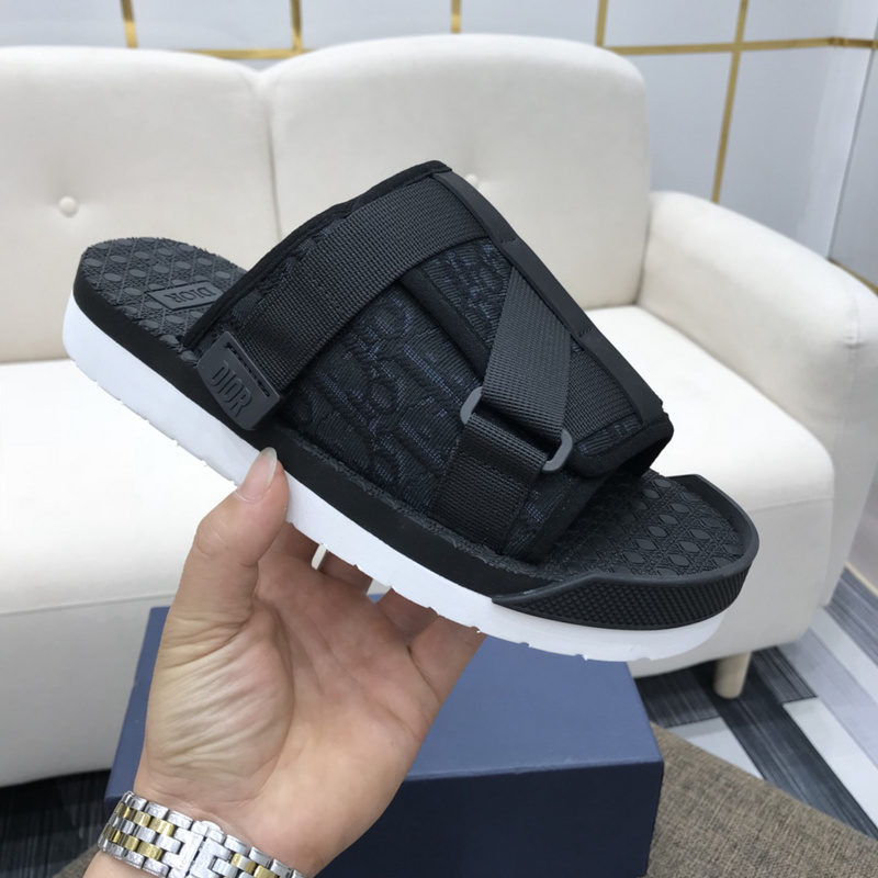 D1OR ALPHA SANDAL
