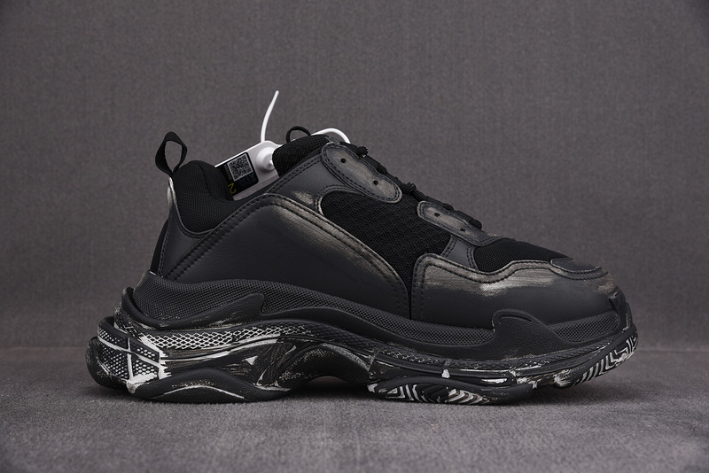 Balenciaga TRIPLE S TRAINER