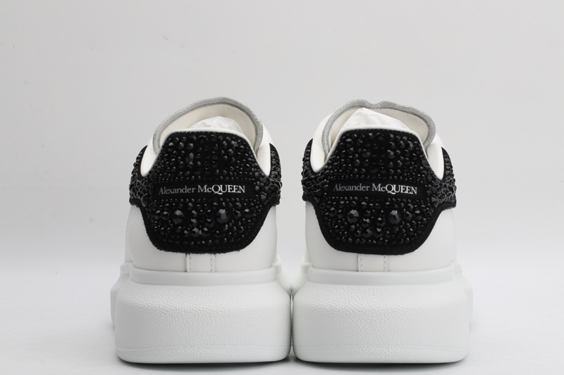 MCQUEEN OVERSIZED SNEAKER