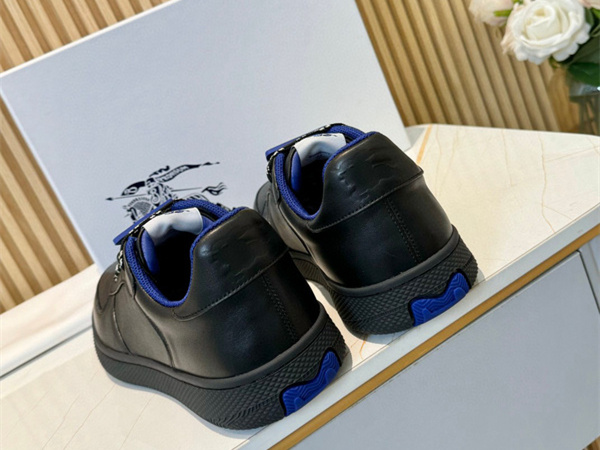 Burberry Check Terrace Sneakers  BBR--3010