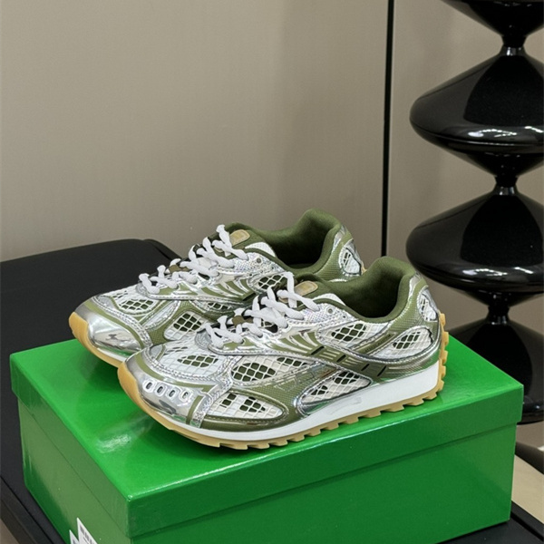 Bottega Veneta Orbit Sneakers