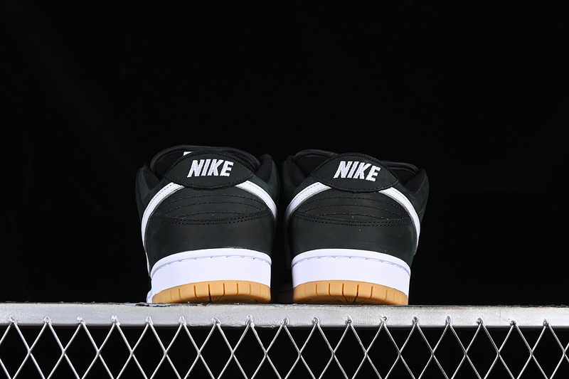 Nike SB Dunk Low Pro Black Gum CD2563-006