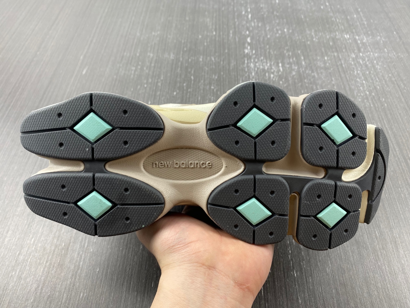 New Balance 9060 Sea Salt - U9060MAC