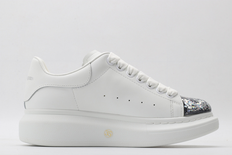 MCQUEEN OVERSIZED SNEAKER