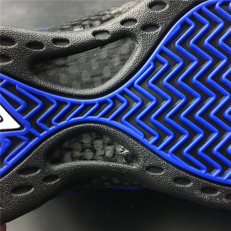 Nike Air Foamposite One Memphis Tigers - BV8161-400