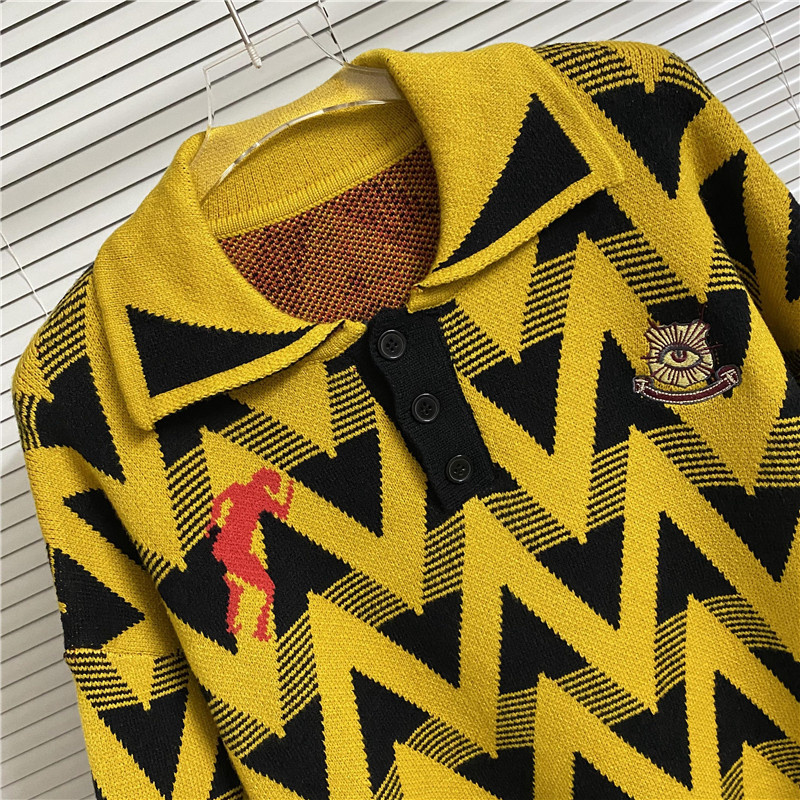 House of errors sweater MAO-3