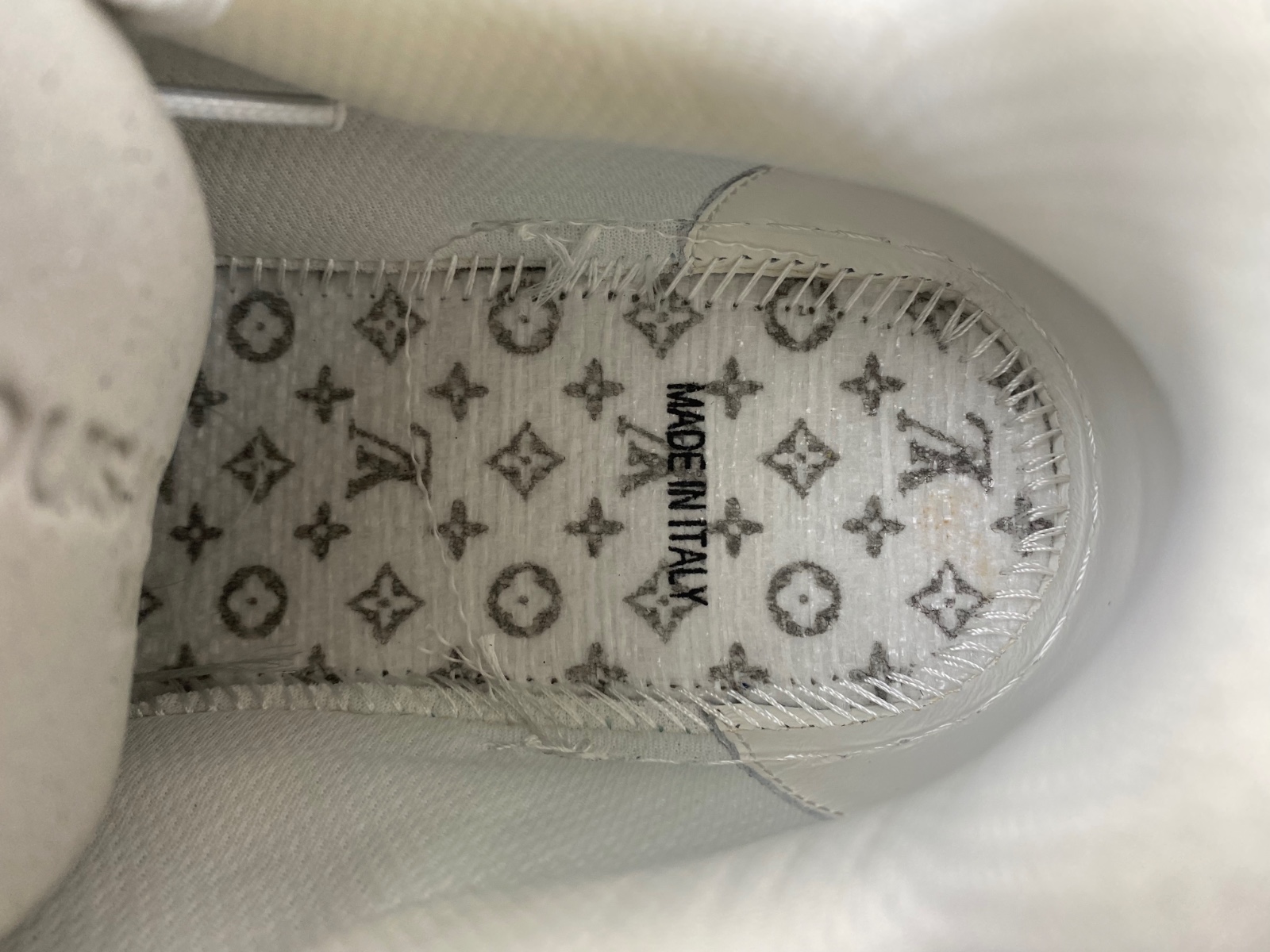 LV Trainer Sneaker