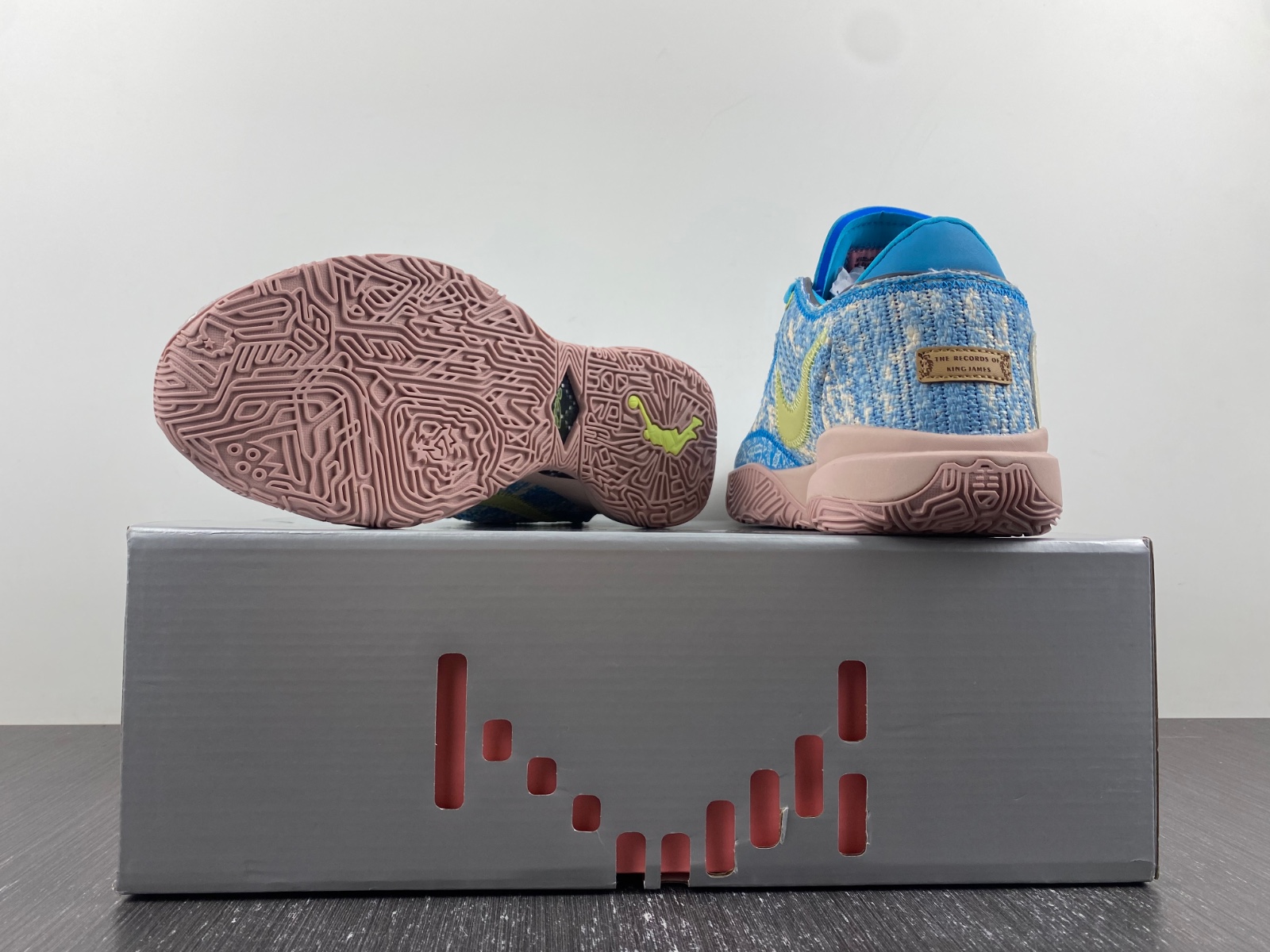 Nike LeBron 20 "All-Star" DV1191-400