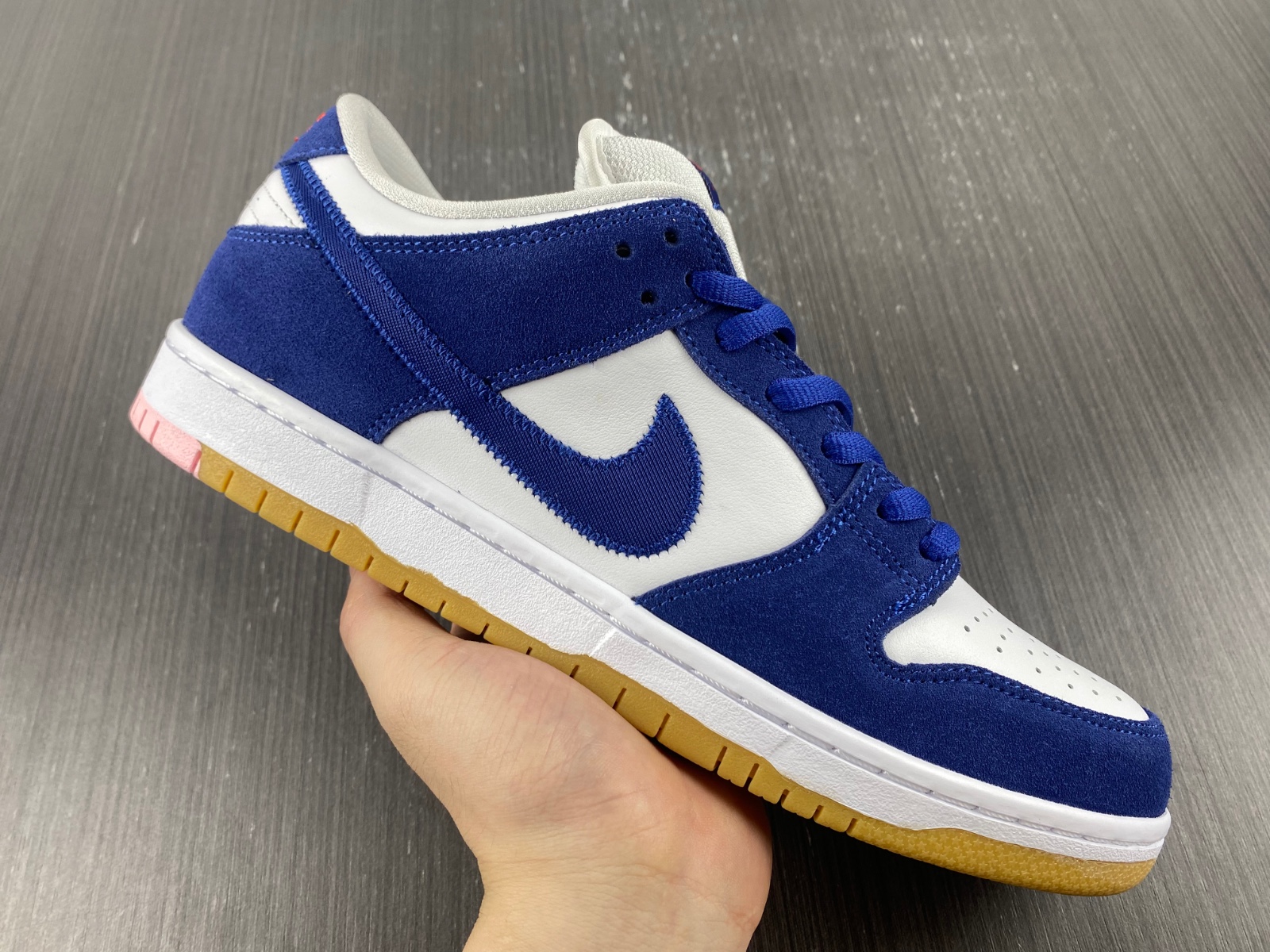 Nike SB Dunk Low "LA Dodgers" DO9395-400