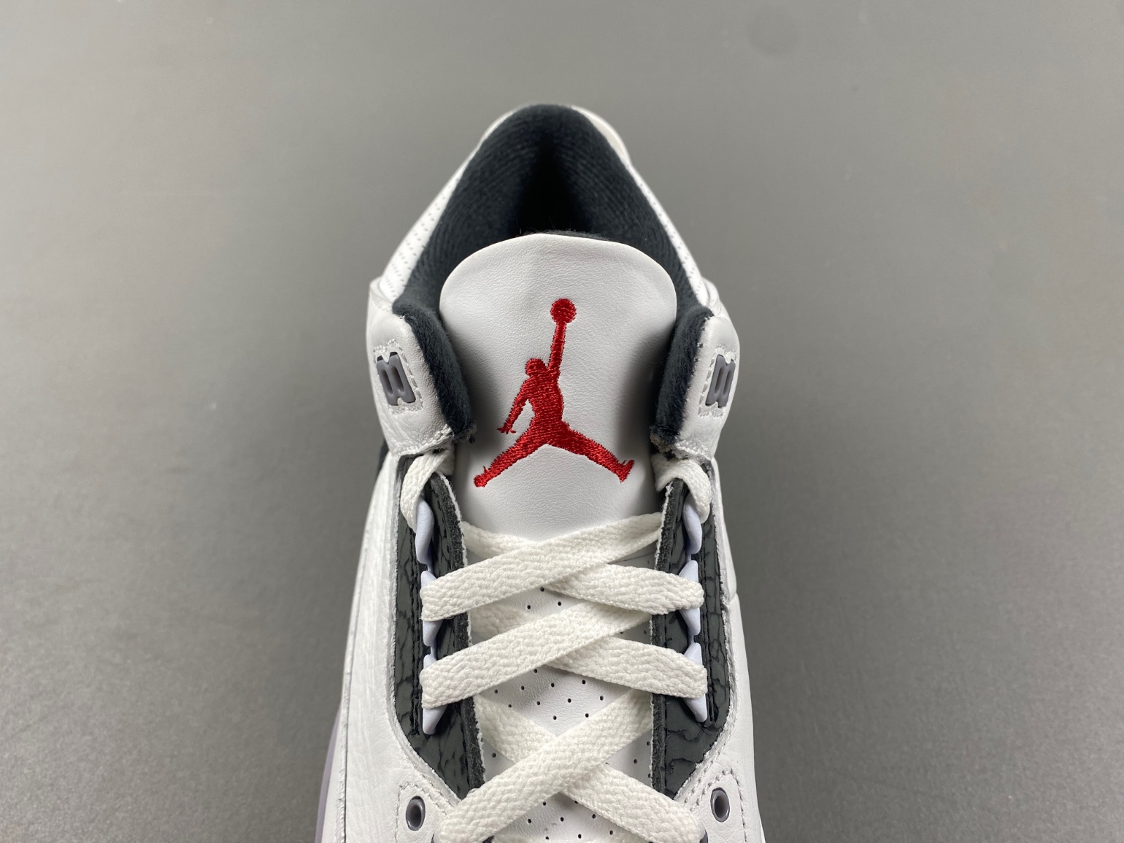 Air Jordan 3 "Cement Grey" CT8532-106