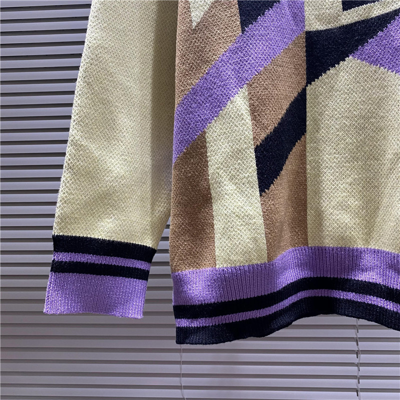 House of errors sweater MAO-5