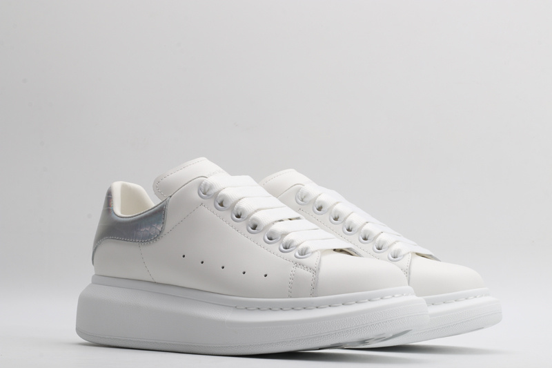 MCQUEEN OVERSIZED SNEAKER